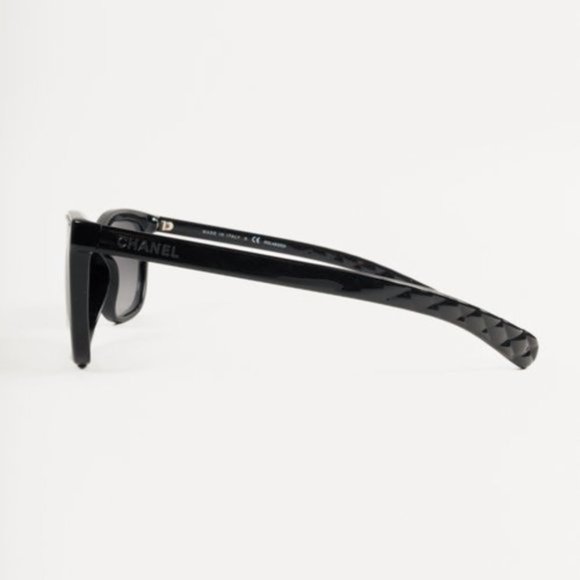 Chanel Chain Trimmed Wayfarer Sunglasses - Picture 3 of 10